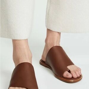 Vince Edris, Cognac le Sandals!